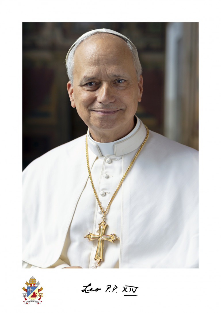 Foto-Ufficiale-Papa-Leone-XIV